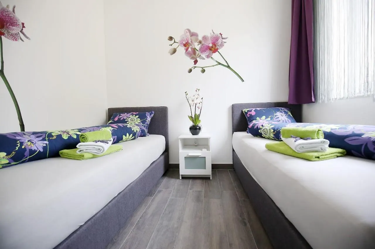 Kozino Nicole Design Apartment