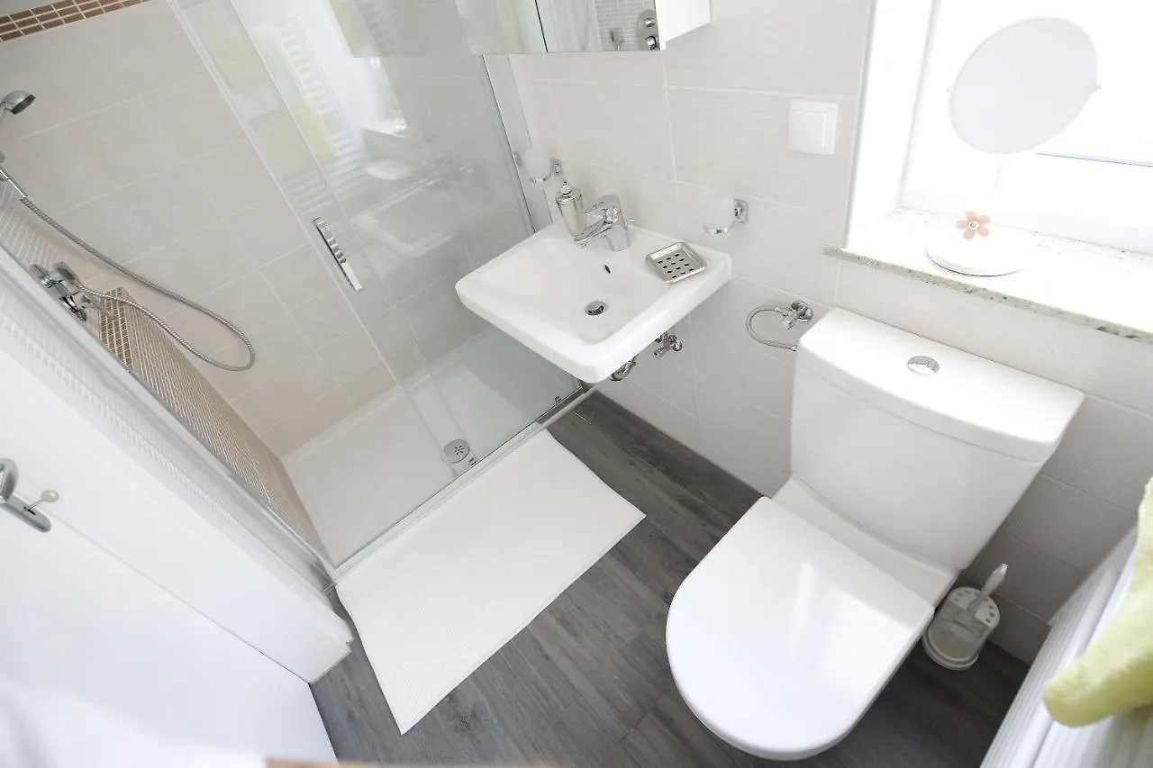 Kozino Nicole Design Apartment